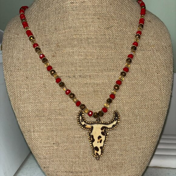 Preowned Handmade Beautiful Southwestern Steer Pendant 32” Necklace - Picture 6 of 6